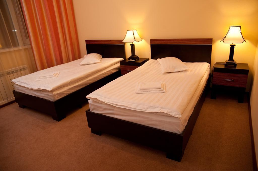 Artastana Hotel Стая снимка