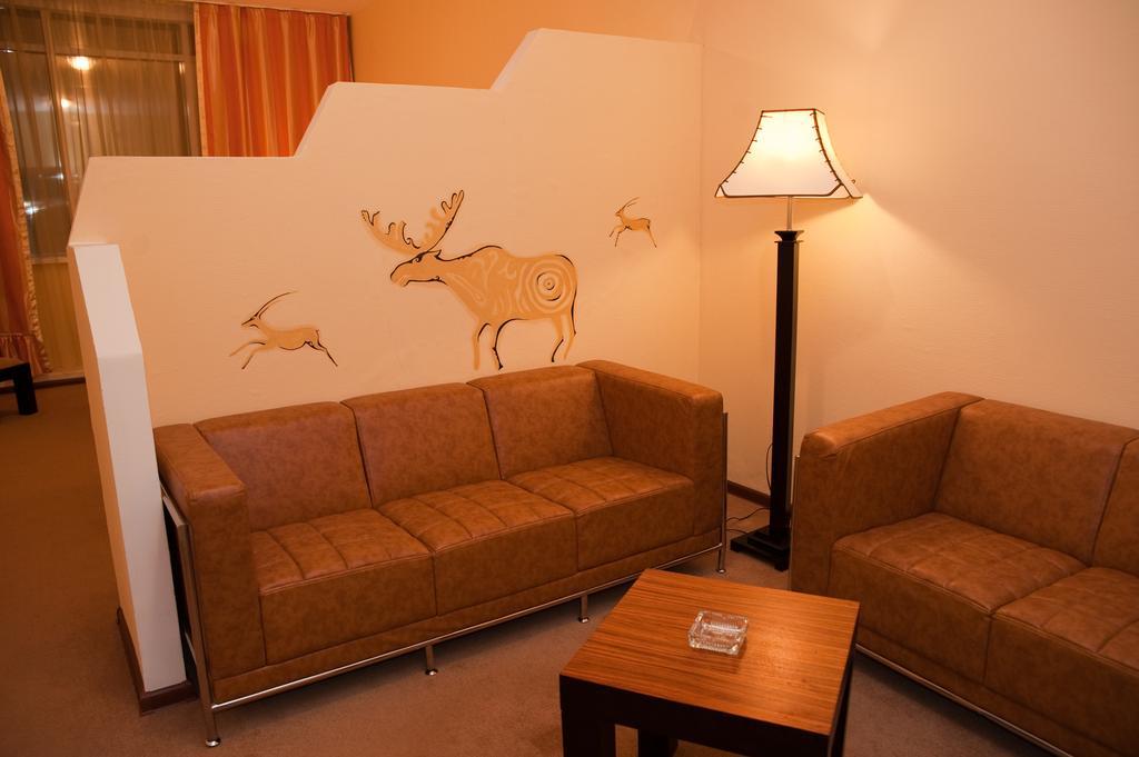 Artastana Hotel Стая снимка