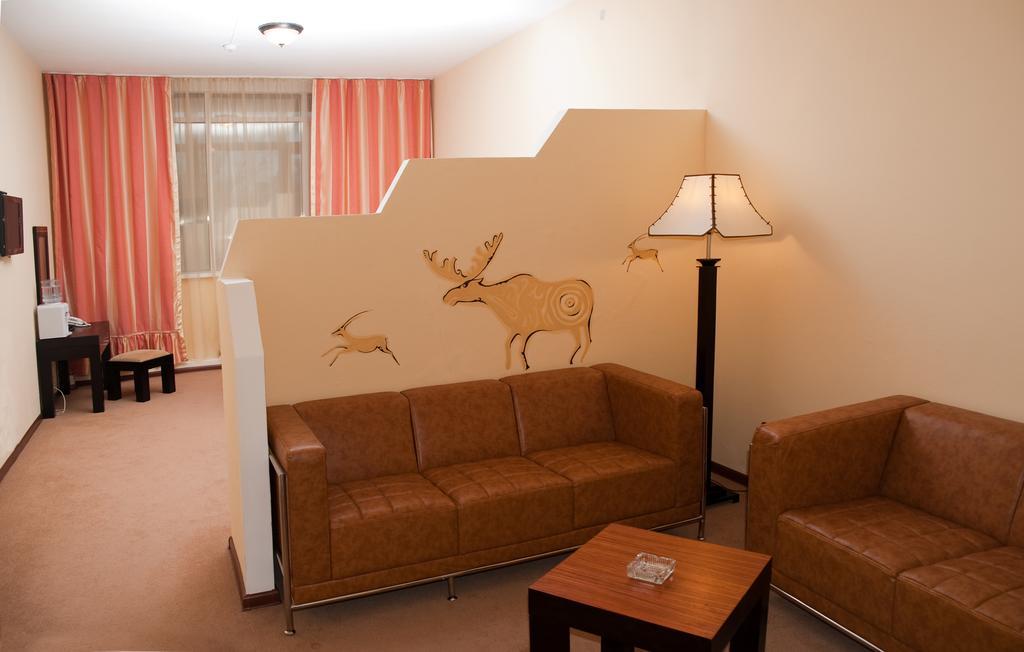 Artastana Hotel Стая снимка