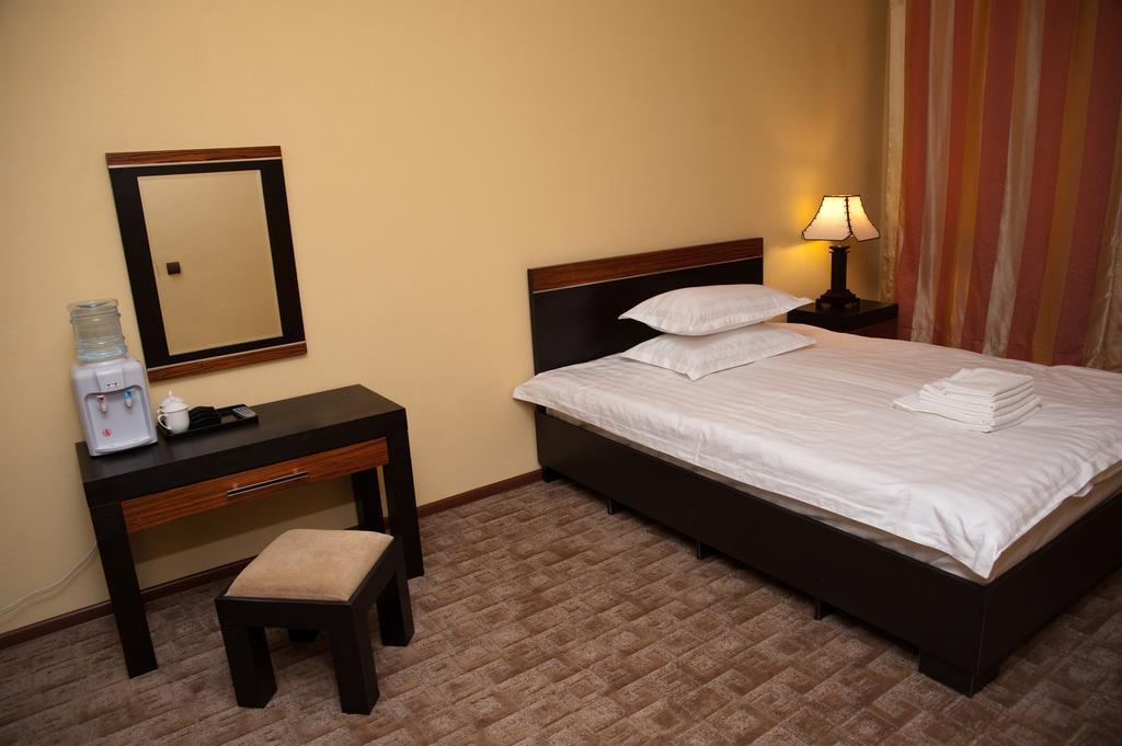 Artastana Hotel Стая снимка