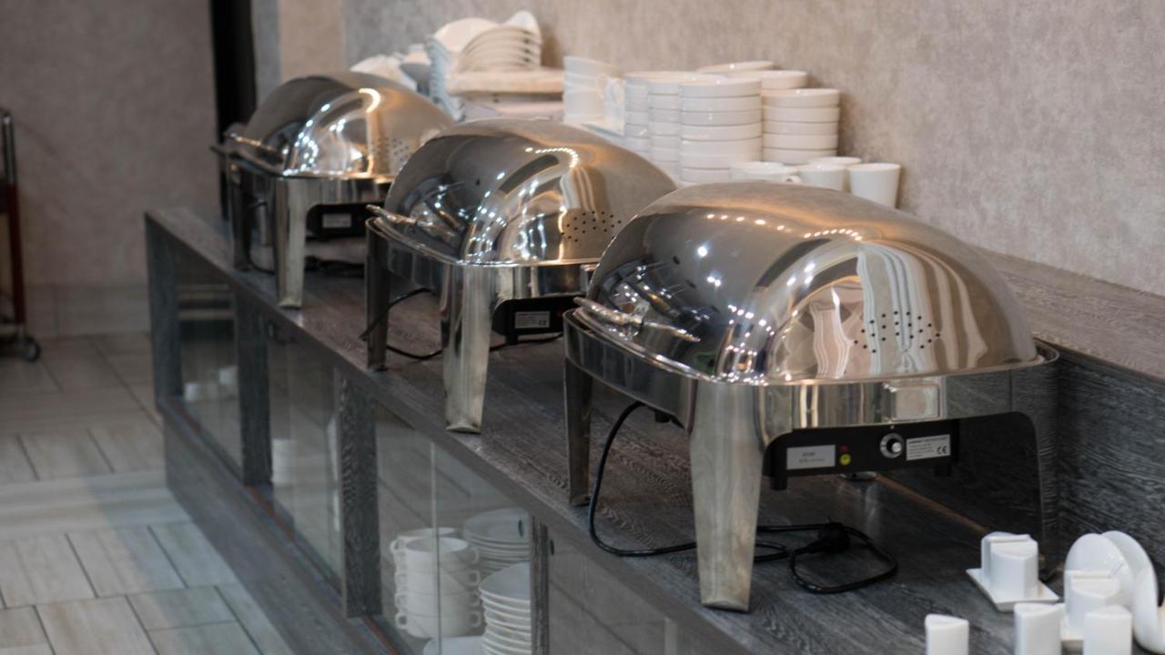 Artastana Hotel Екстериор снимка