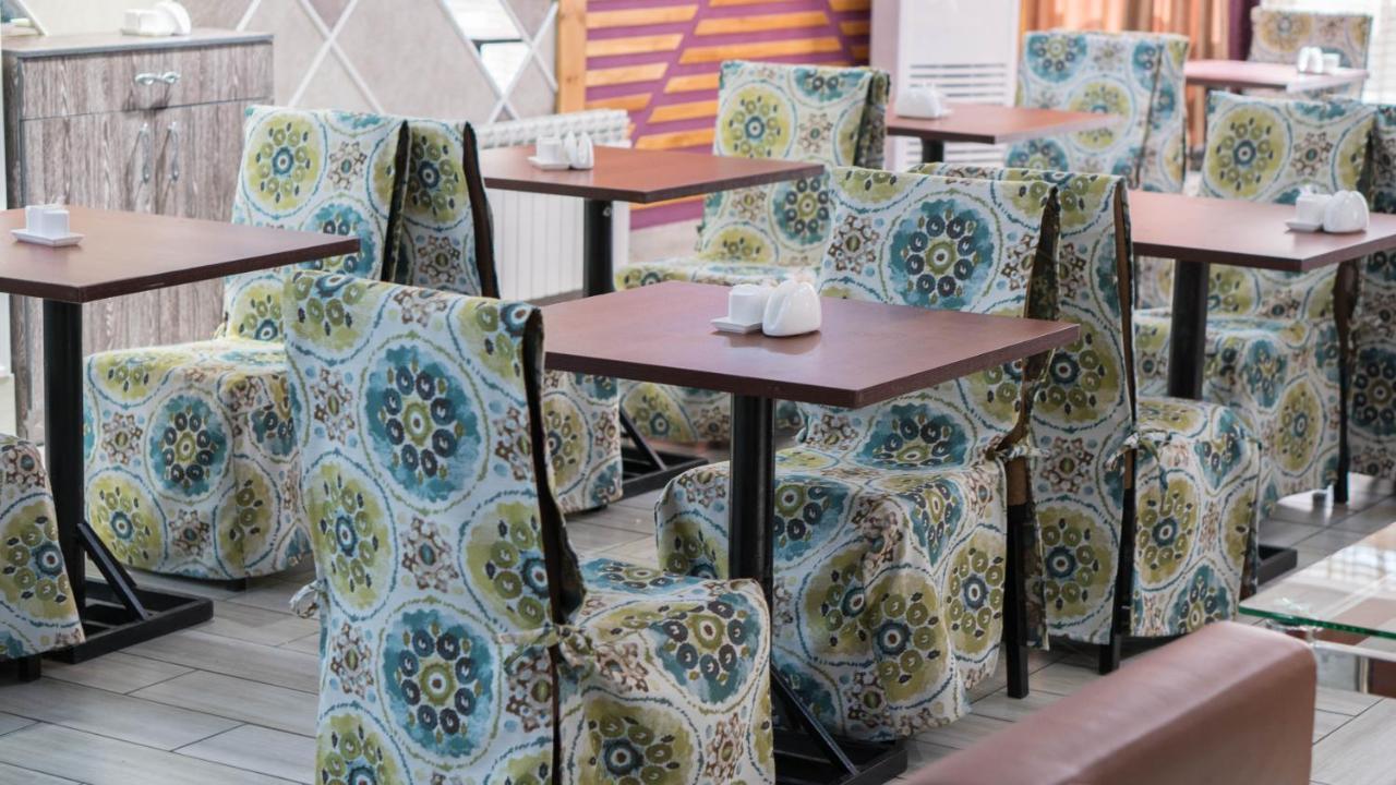 Artastana Hotel Екстериор снимка