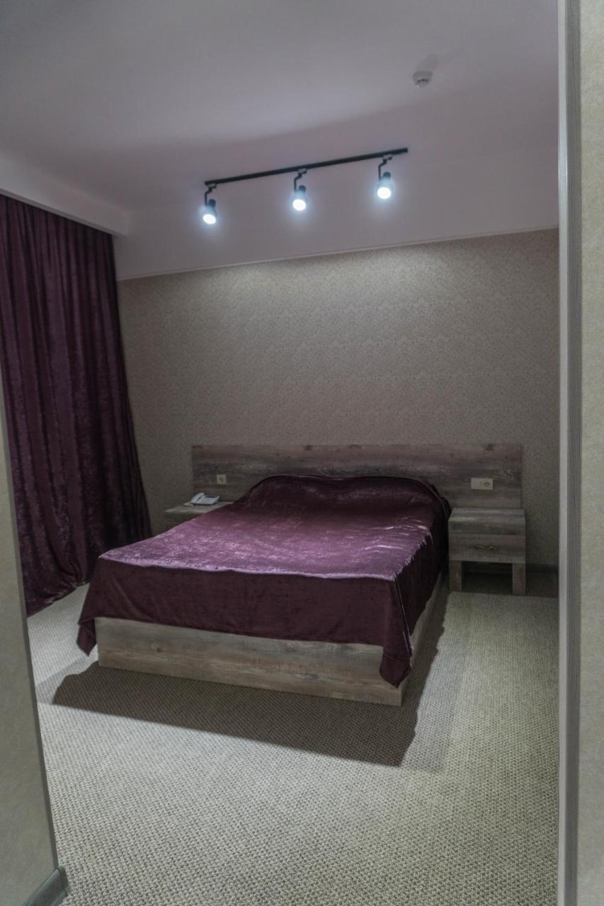 Artastana Hotel Екстериор снимка