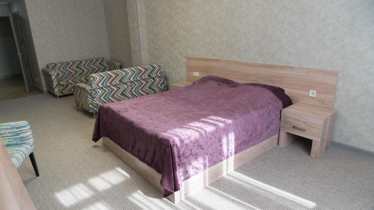 Artastana Hotel Екстериор снимка